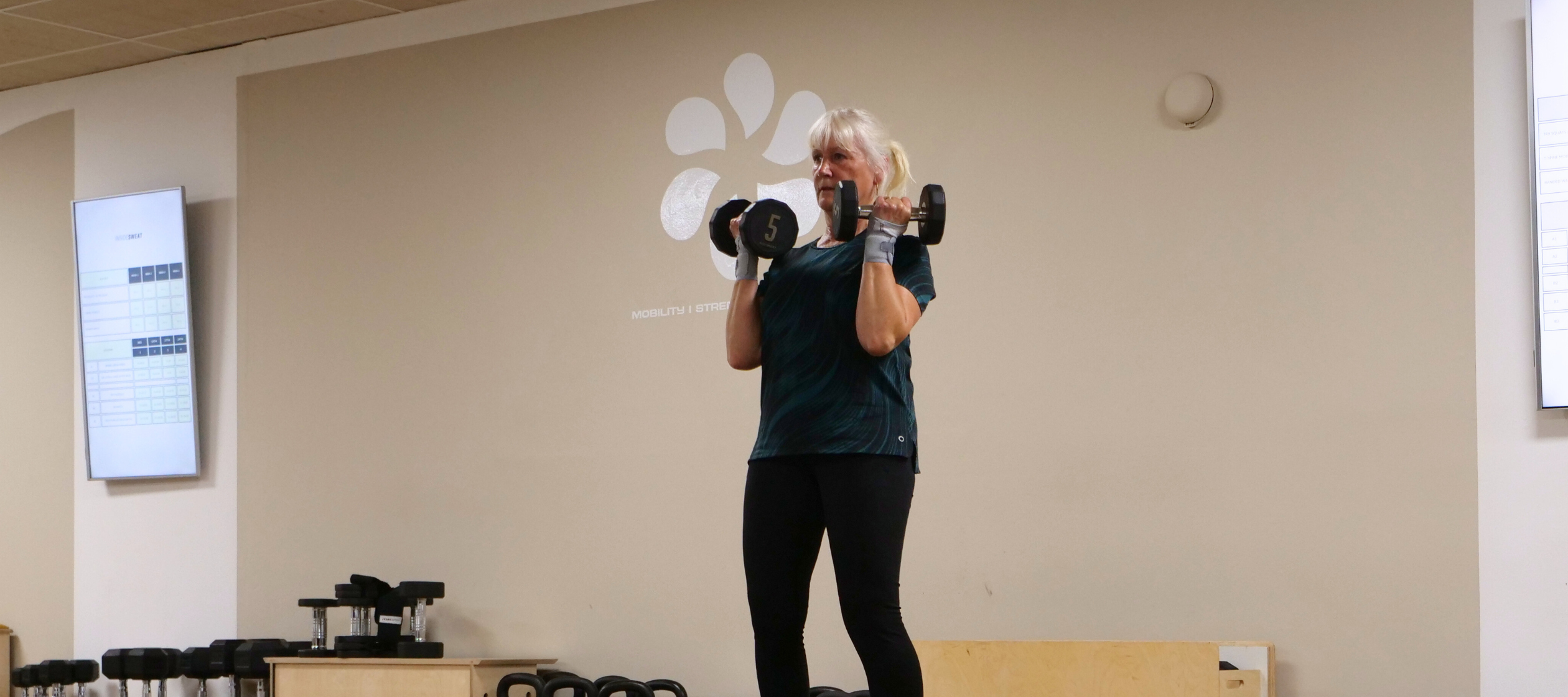 personal trainer cheltneham for women bespoke training group training 